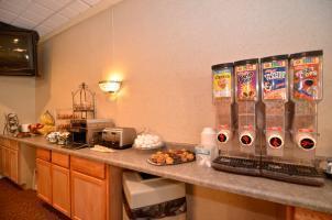 Hotel Western Bay And Conference Center 3*
